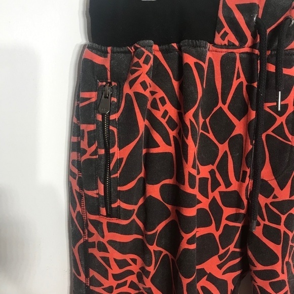 Jordan’s Craig Legacy Edition Print jogger pants large women’s activewear - Picture 2 of 7